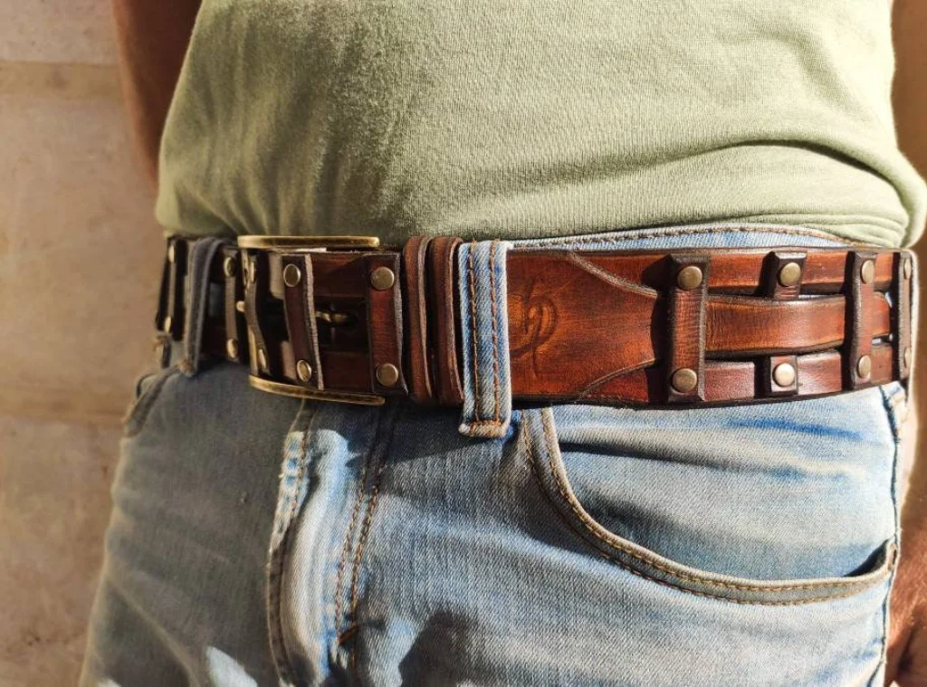 Why a Vintage Leather Belt Belongs in Every Wardrobe